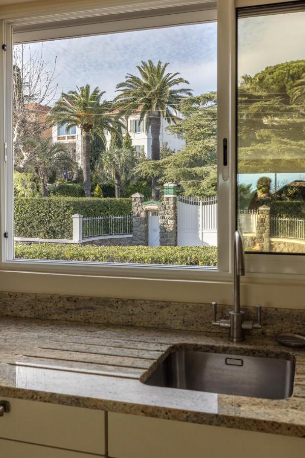 Villa Montfleuri, Vieille Ville A Pieds, Vue Mer, Piscine, 8 Pers Sainte-Maxime Exterior photo