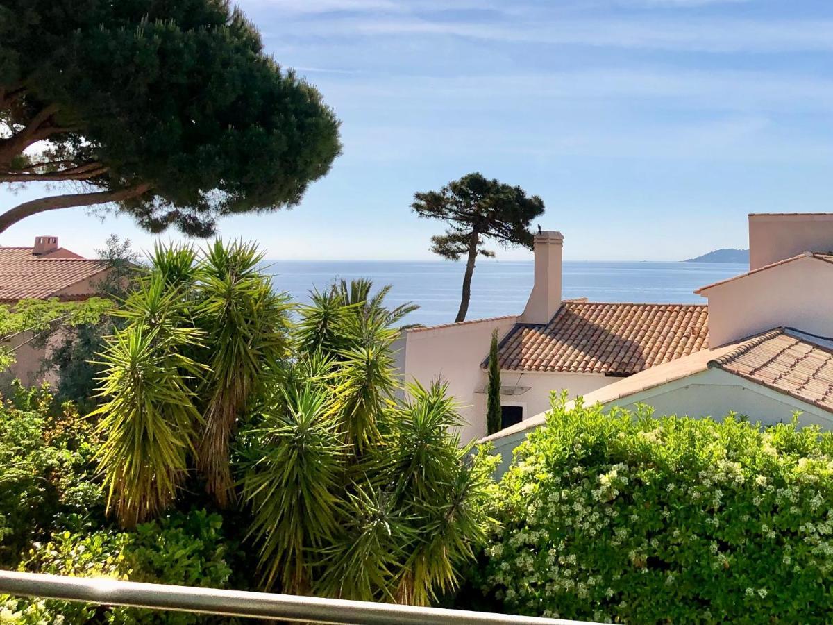 Villa Montfleuri, Vieille Ville A Pieds, Vue Mer, Piscine, 8 Pers Sainte-Maxime Exterior photo